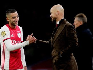 Marco van Basten urges Erik ten Hag to sign Chelsea midfielder Hakim Ziyech for Manchester United - Bóng Đá