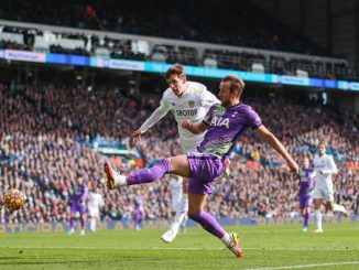 Hiệu ứng Conte; Son và Kane đi vào lịch sử Premier League - Bóng Đá