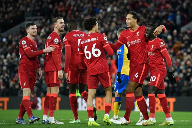 Liverpool lập hàng rào danh dự tiễn