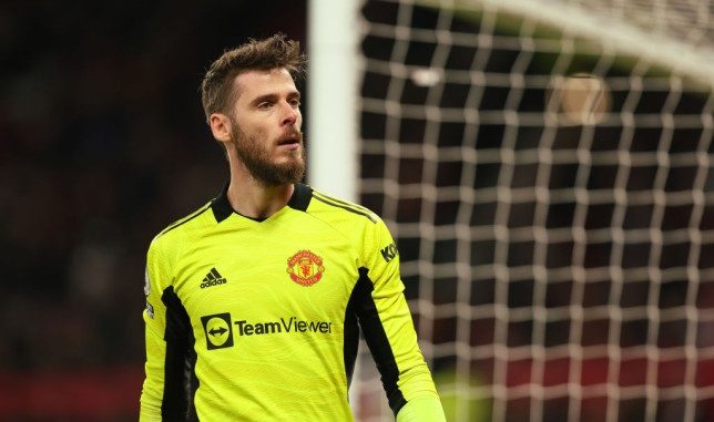 ‘Still not happy!’ Roy Keane tells Erik ten Hag to replace Man Utd star David de Gea - Bóng Đá