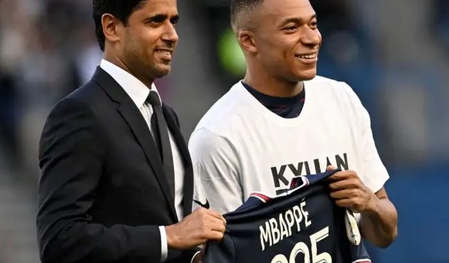 Người thắng kẻ thua khi Mbappe ở lại PSG - Bóng Đá