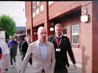 Watch: New Man Utd manager Ten Hag & security guard in confrontation with Sky Sports News reporter - Bóng Đá