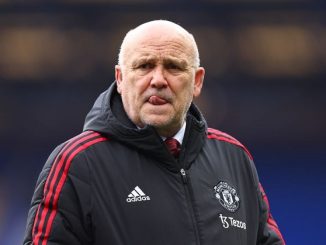 Mike Phelan đang chỉ Ten Hag một số điều cần làm ngay tại OTF - Bóng Đá