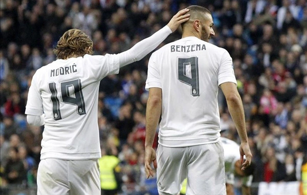 Lần lóe sáng cuối cùng của thế hệ Benzema, Modric - Bóng Đá