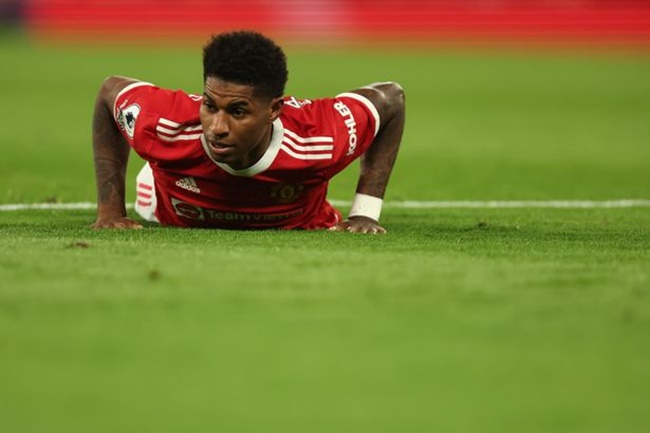 Erik ten Hag considering changing Marcus Rashford's position as transfer fears emerge - Bóng Đá