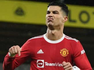 'I don't follow records, records follow me!' - Ronaldo - Bóng Đá