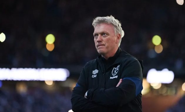 Vì sao David Moyes ăn thẻ đỏ ở trận Frankfurt?  - Bóng Đá