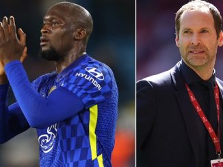 Petr Cech has hinted Romelu Lukaku could stay at the club - Bóng Đá