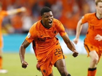 Man Utd boss Erik ten Hag would 'like to buy' Denzel Dumfries with Inter 'ready to sell' - Bóng Đá