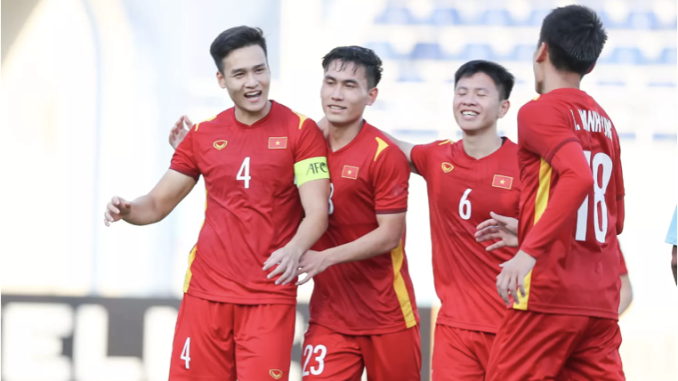 U23 Việt Nam vào tứ kết U23 châu Á 2022: Vì đâu ngả mũ với ông Gong - Bóng Đá