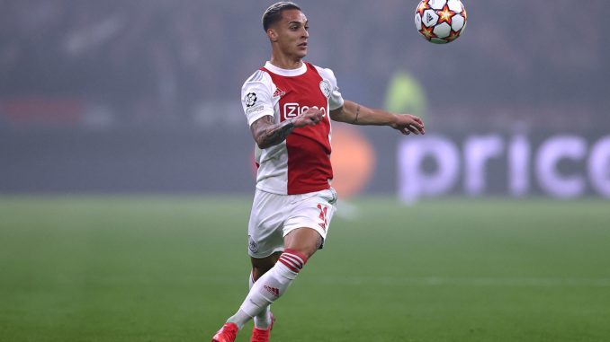 Tottenham Hotspur 'willing to offer Steven Bergwijn in Antony deal' - Bóng Đá