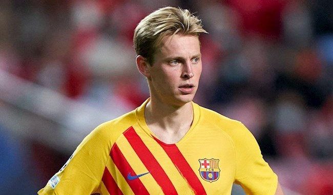 De Jong is very open to reuniting with his former Ajax manager Erik ten Hag  - Bóng Đá