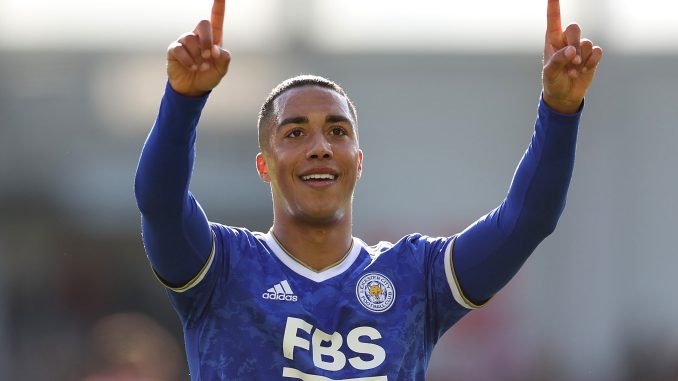 Erik ten Hag revives Manchester United’s interest in Leicester City contract rebel Youri Tielemans - Bóng Đá