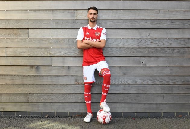 Bruno Fernandes delivers verdict on Arsenal signing Fabio Vieira - ‘I hope he can shine to the fullest’ - Bóng Đá