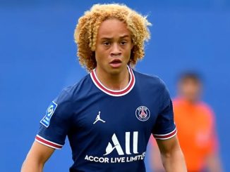 PSG wonderkid Simons close to agreeing new deal - Bóng Đá