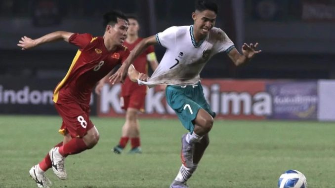 HLV Đinh Thế Nam: U19 Việt Nam bị tâm lý nên chuột rút nhiều - Bóng Đá