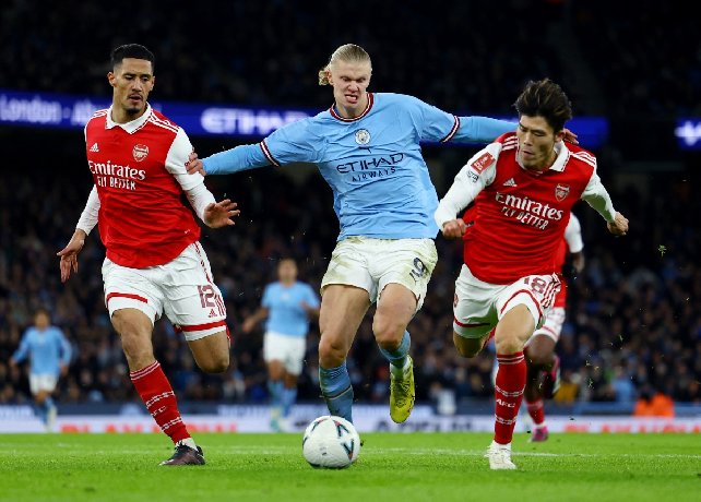 Kèo thẻ phạt ngon ăn Manchester City vs Arsenal, 22h30 ngày 22/09