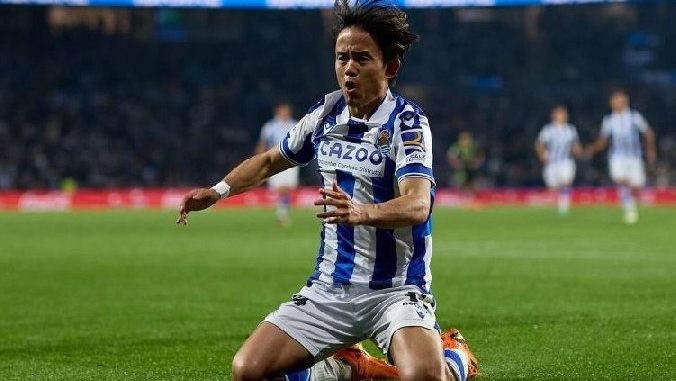 Soi kèo phạt góc Real Sociedad vs Ajax, 3h ngày 29/11